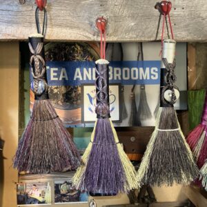 Broom Craft: The Art of the Hand Broom